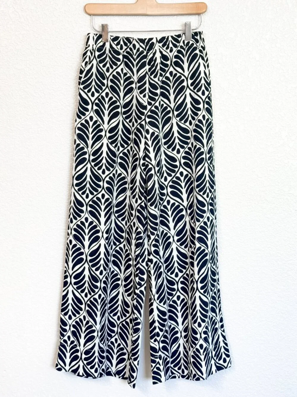 H&M Graphic Leaf Wide Leg Pants Women’s XS Black/White Linen-Blend Monochrome